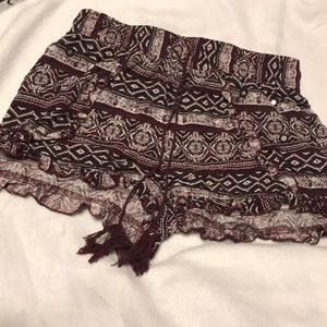 Loose purple black and white target shorts